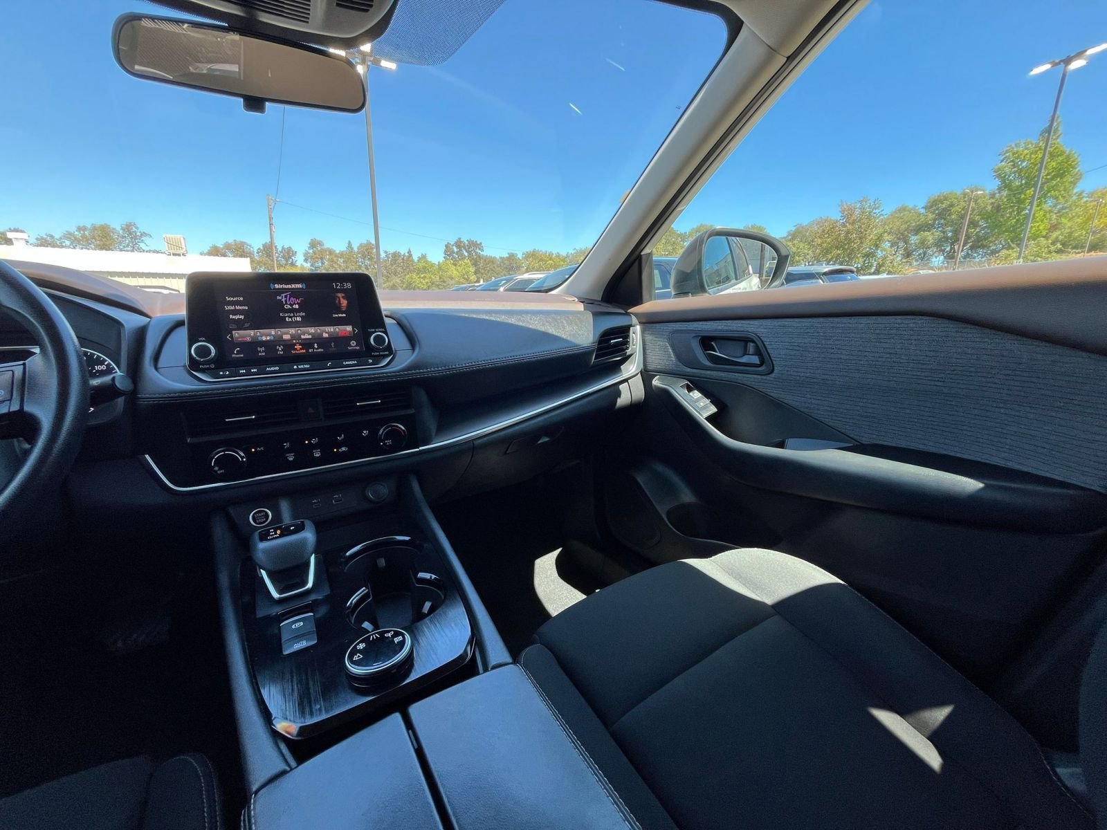 Thumbnail: 2023 Nissan Rogue - 34