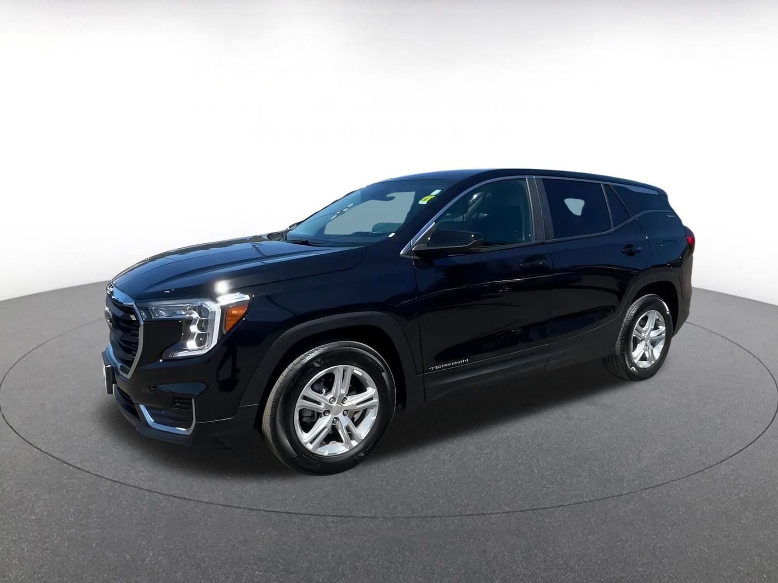 Thumbnail: 2024 GMC Terrain - 8