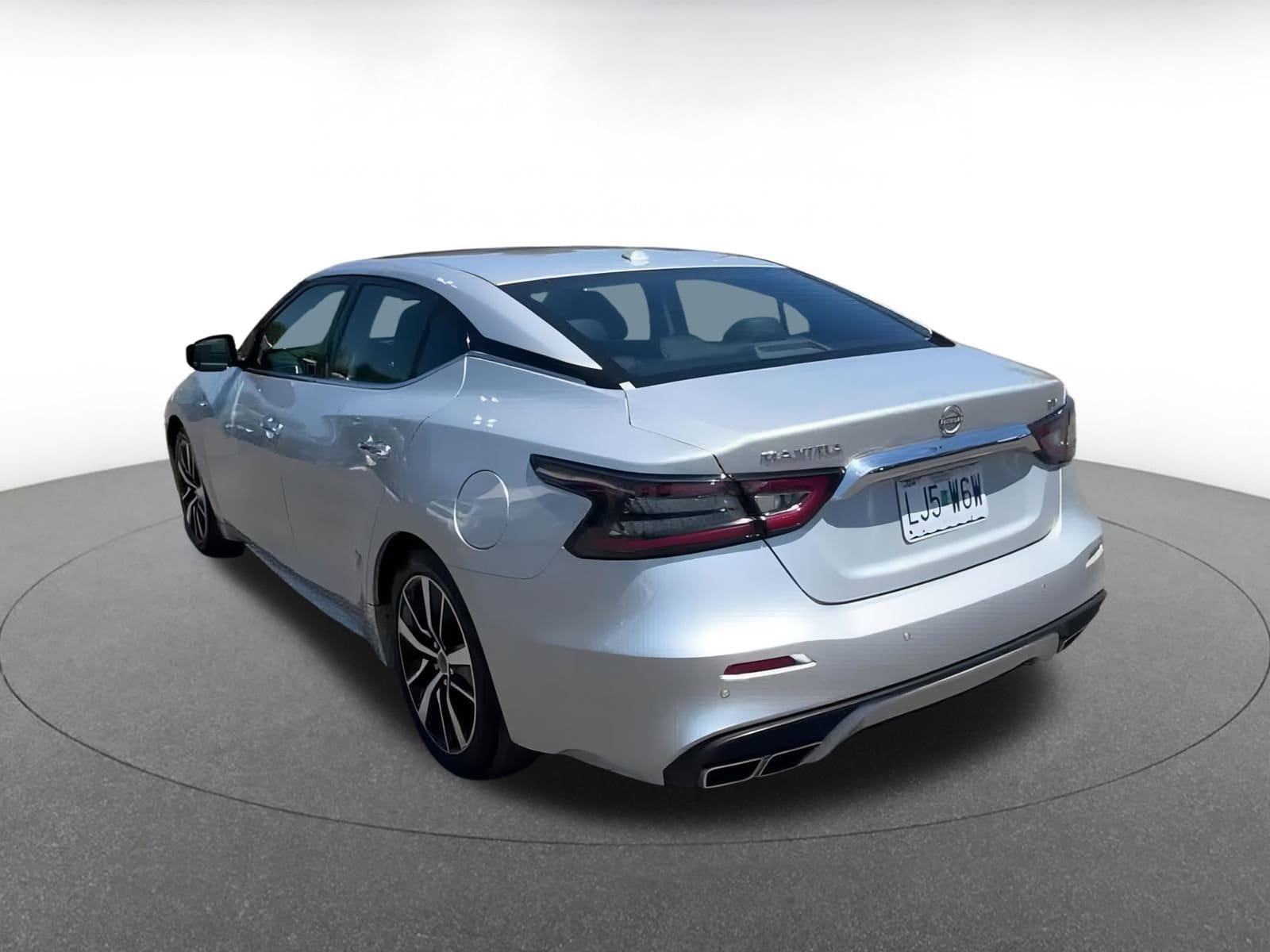 Thumbnail: 2023 Nissan Maxima - 11