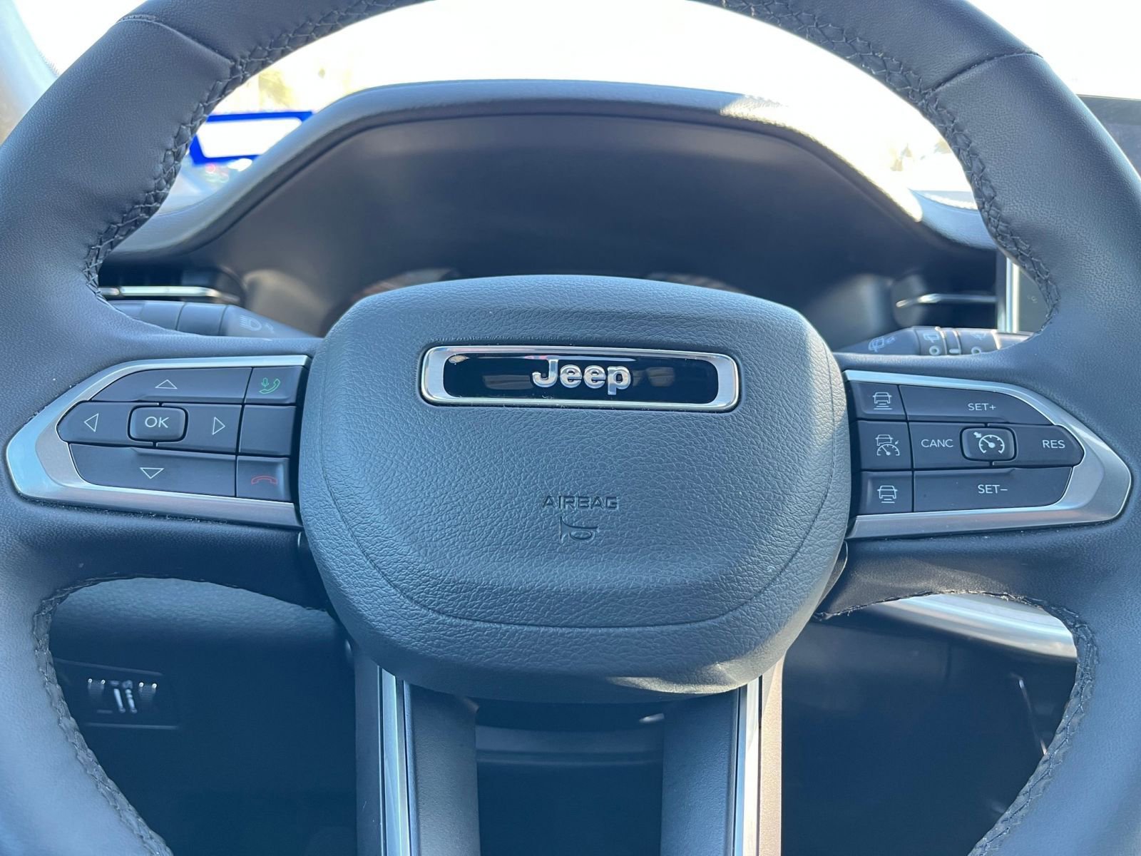 Thumbnail: 2025 Jeep Compass - 29