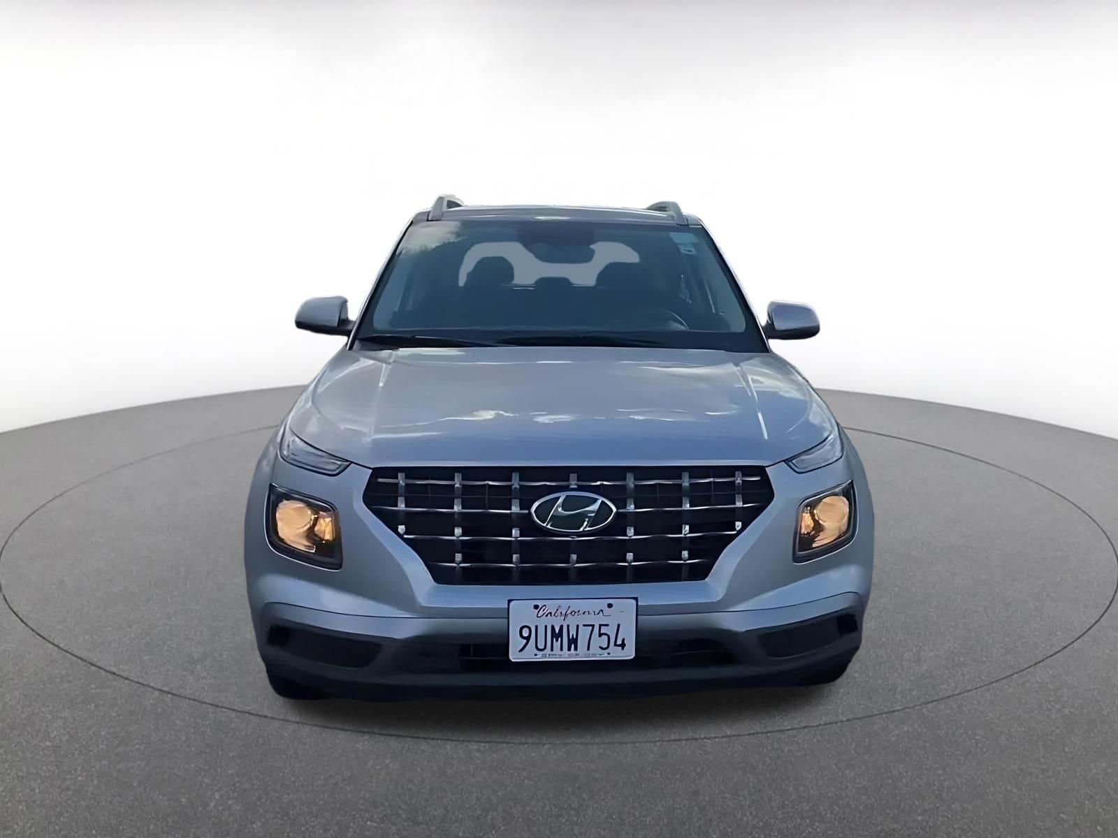 Thumbnail: 2025 Hyundai Venue - 4