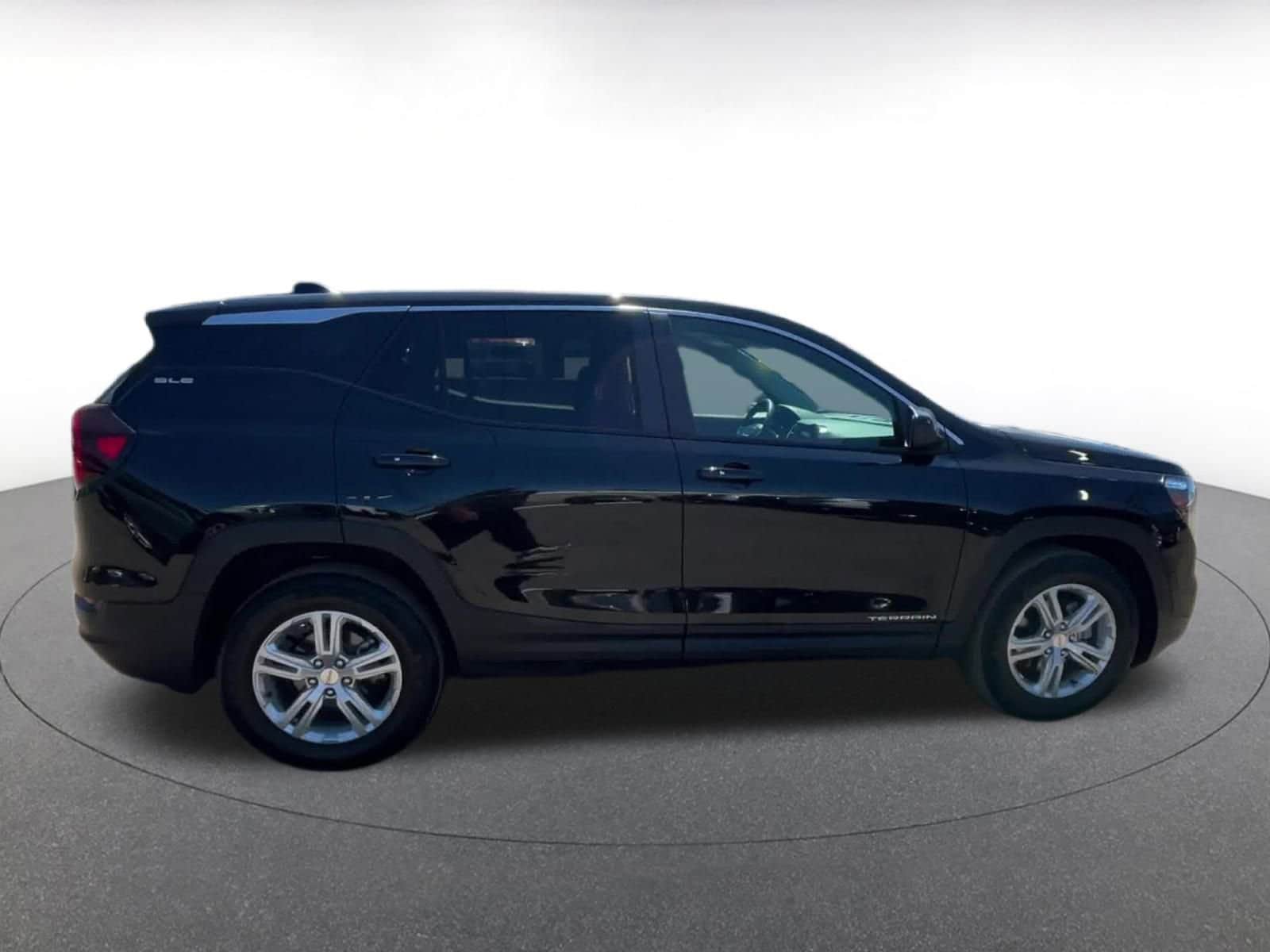 Thumbnail: 2024 GMC Terrain - 16
