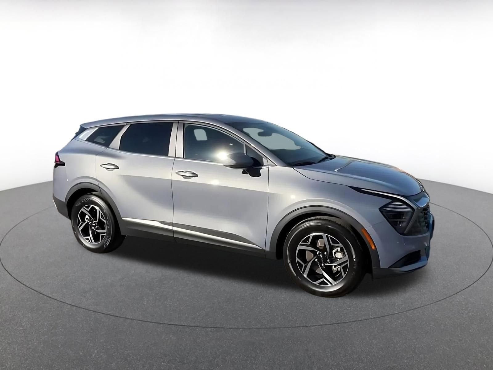 Thumbnail: 2025 Kia Sportage - 2