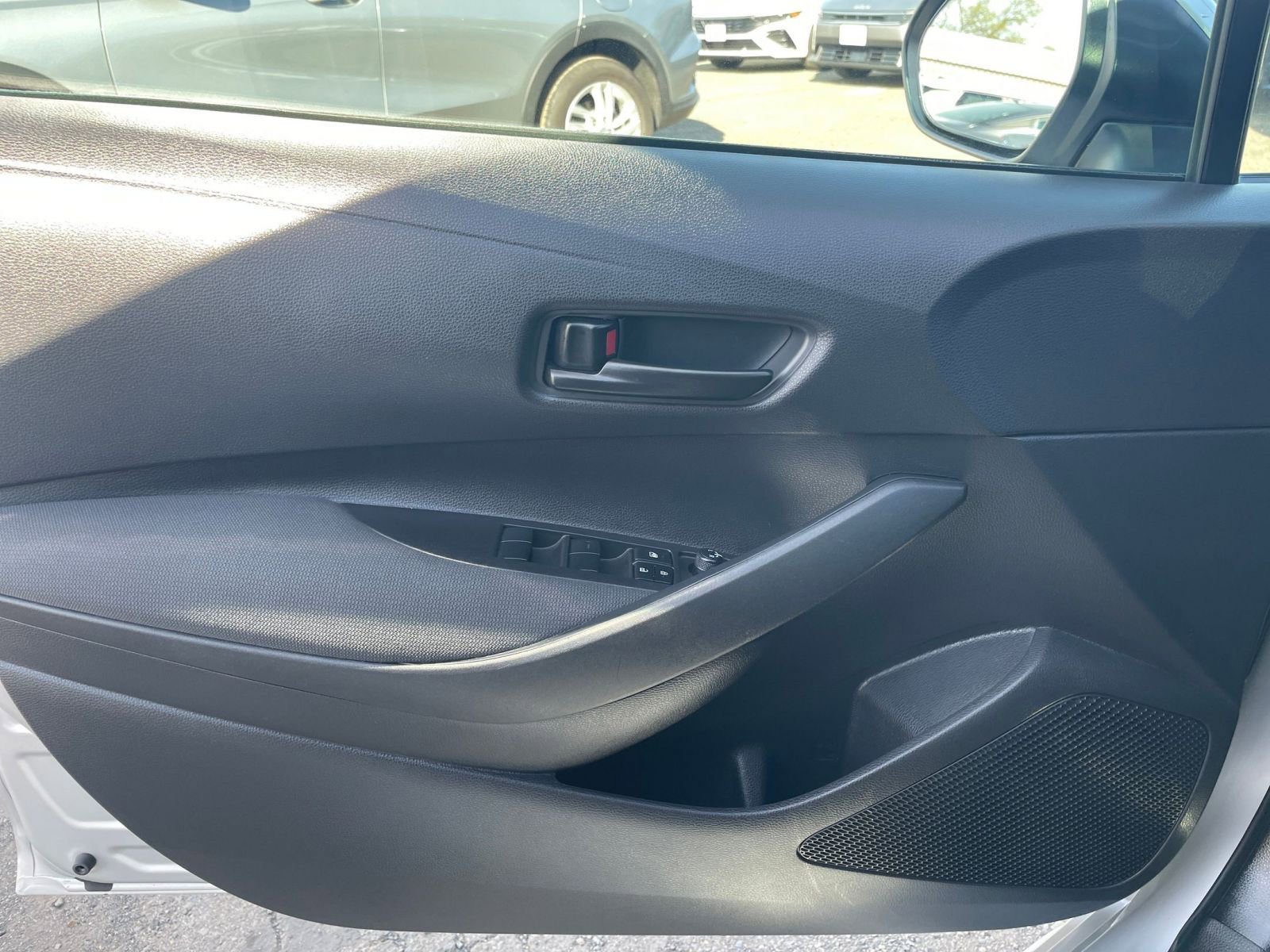 Thumbnail: 2025 Toyota Corolla - 18