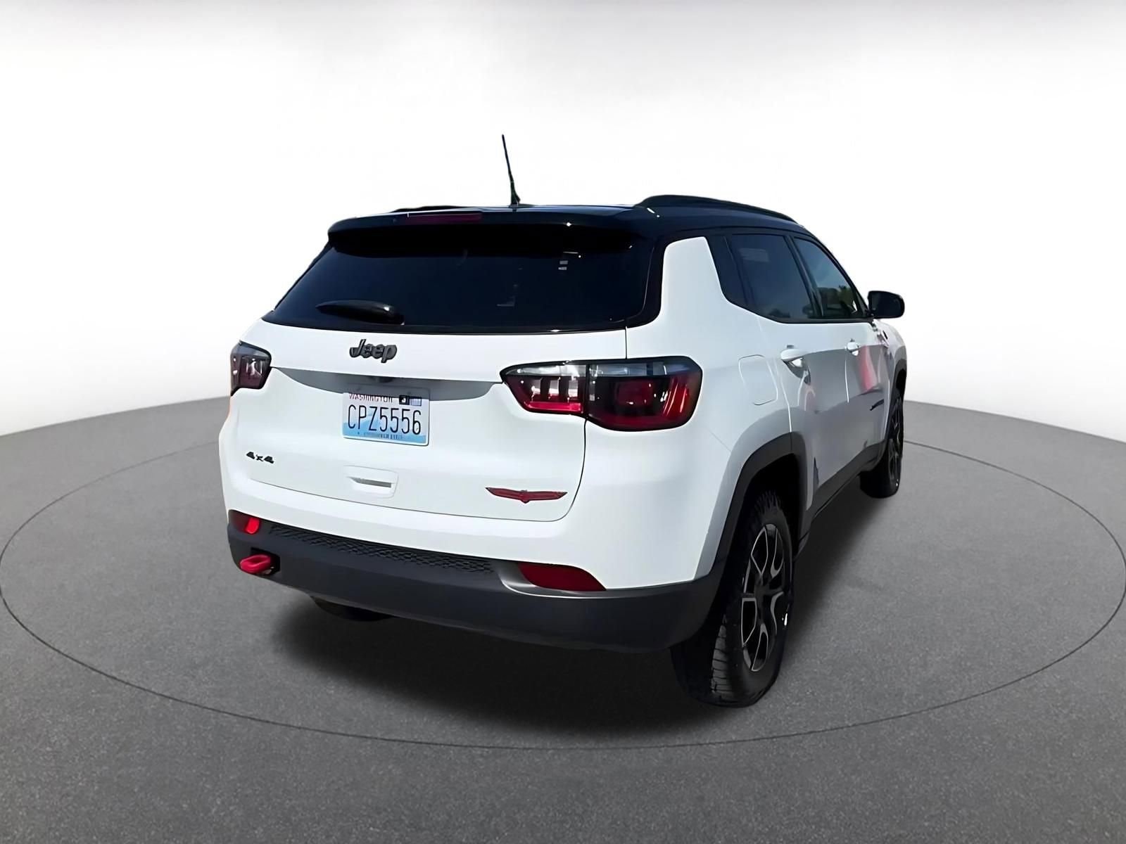 Thumbnail: 2025 Jeep Compass - 15