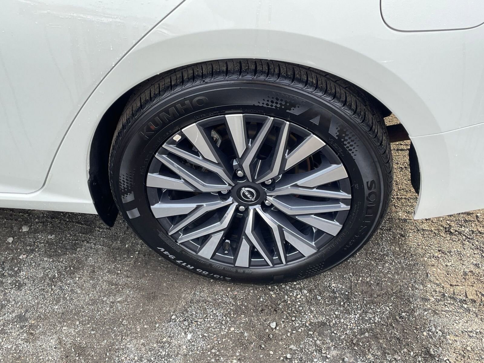 Thumbnail: 2025 Nissan Altima - 30