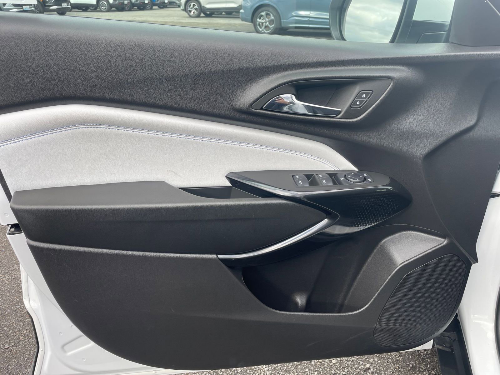 Thumbnail: 2025 Chevrolet Trax - 20