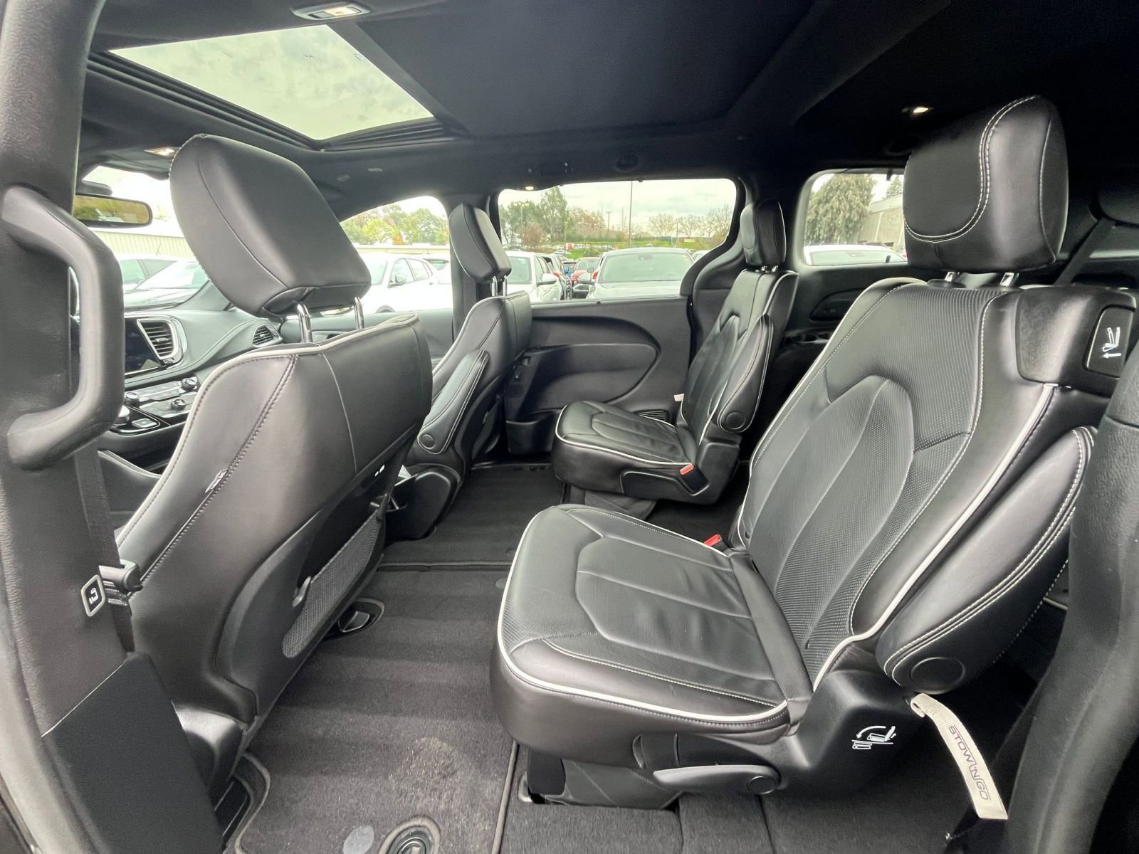 Thumbnail: 2025 Chrysler Pacifica - 25