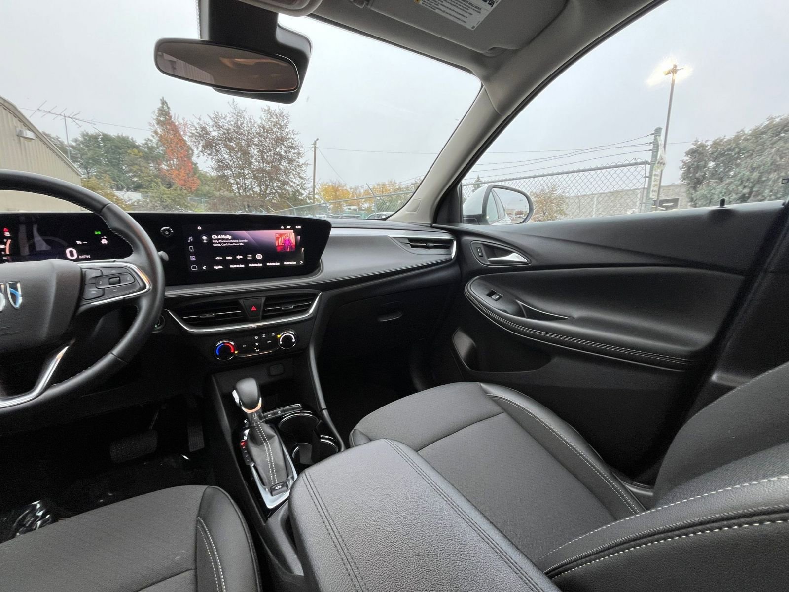 Thumbnail: 2025 Buick Encore GX - 33