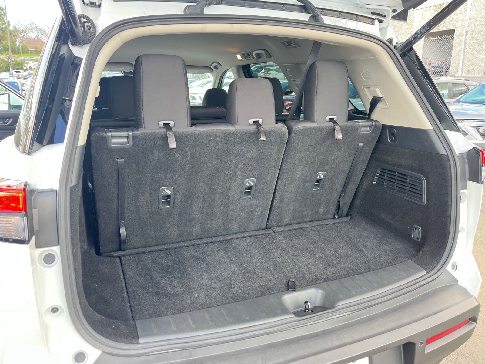 Thumbnail: 2025 Nissan Pathfinder - 34