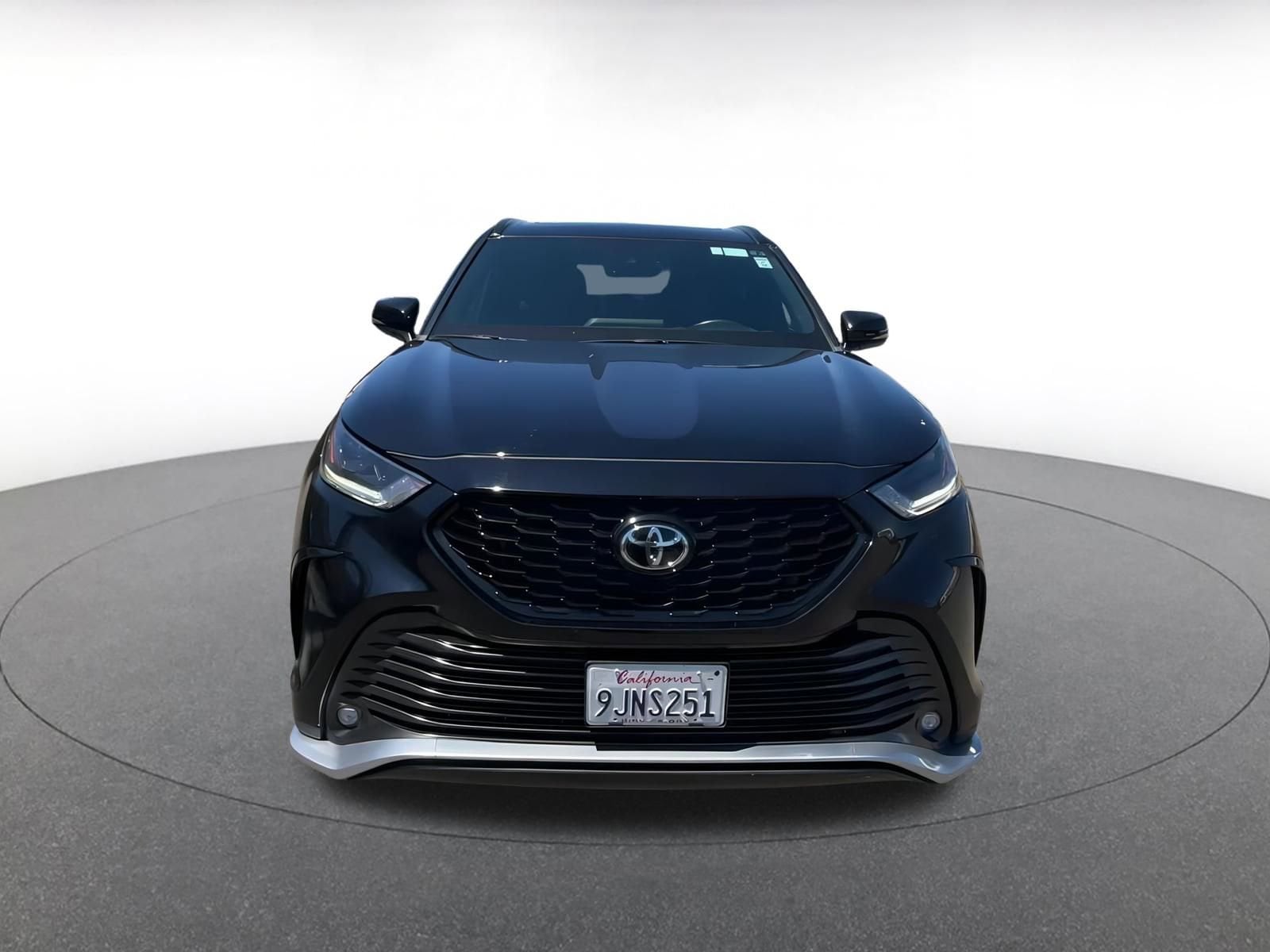 Thumbnail: 2024 Toyota Highlander - 5
