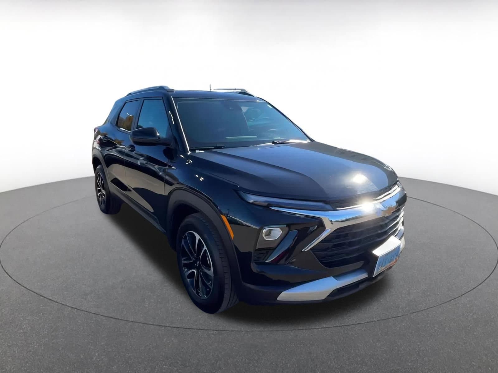 Thumbnail: 2025 Chevrolet TrailBlazer - 3