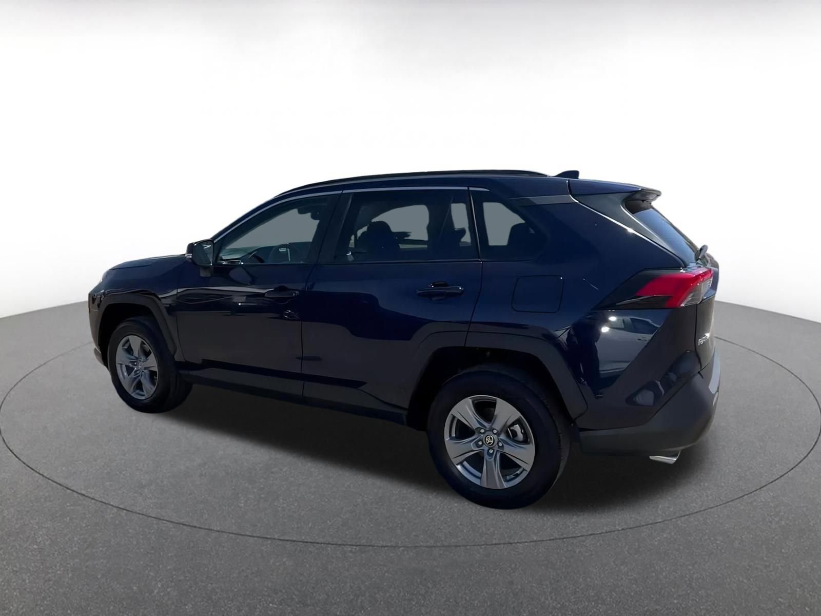Thumbnail: 2024 Toyota RAV4 - 10