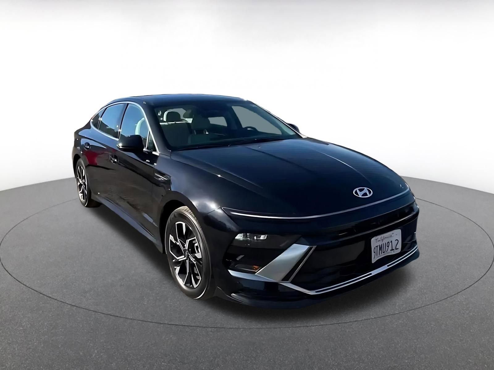 Thumbnail: 2025 Hyundai Sonata - 3