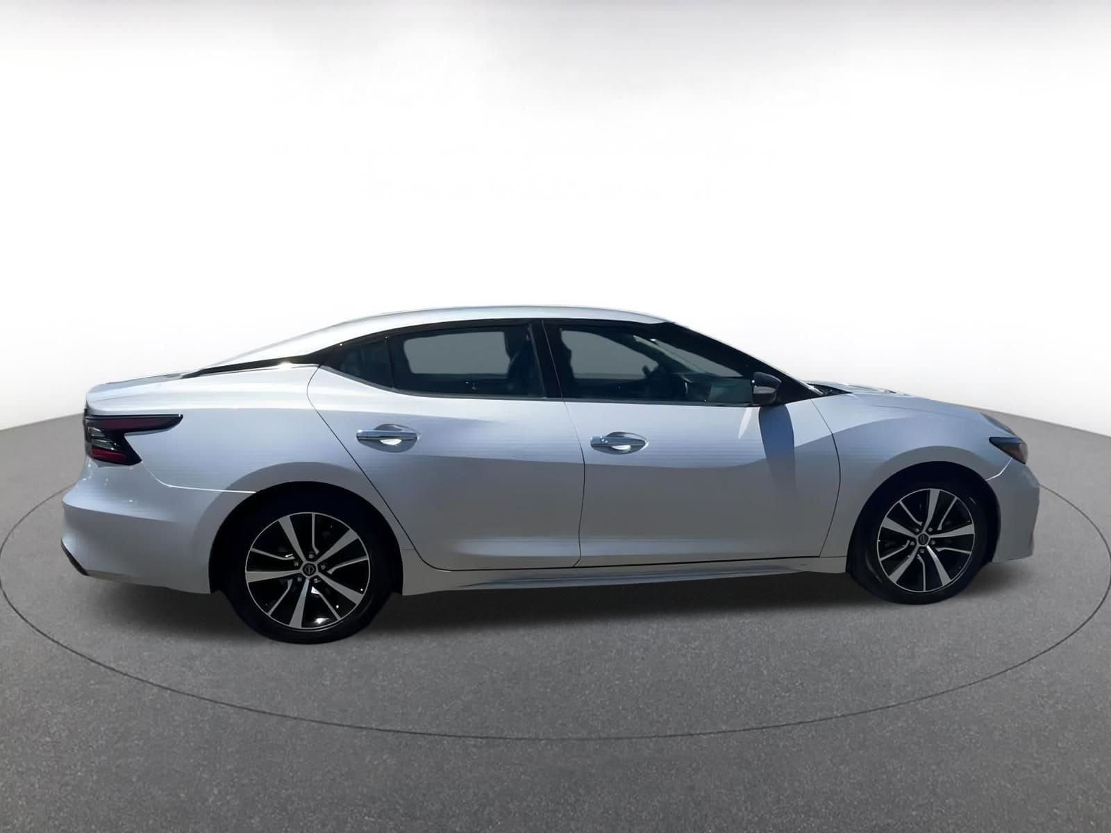 Thumbnail: 2023 Nissan Maxima - 16