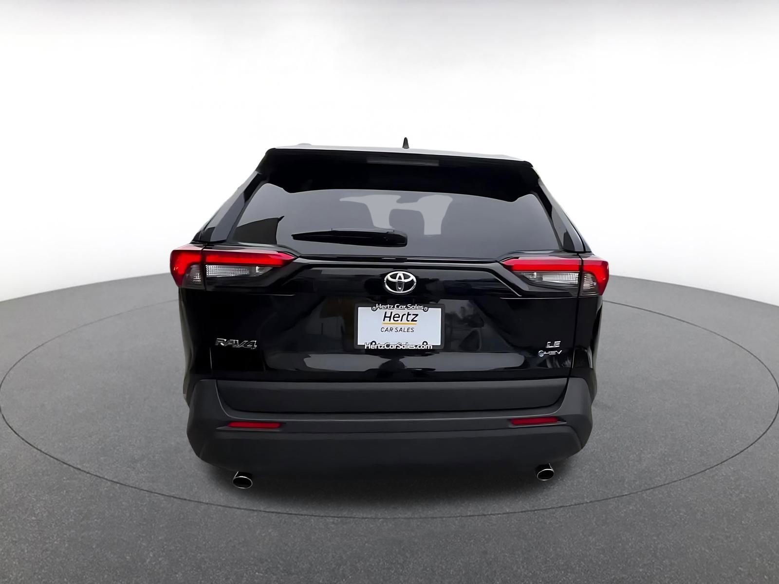 Thumbnail: 2025 Toyota RAV4 - 12