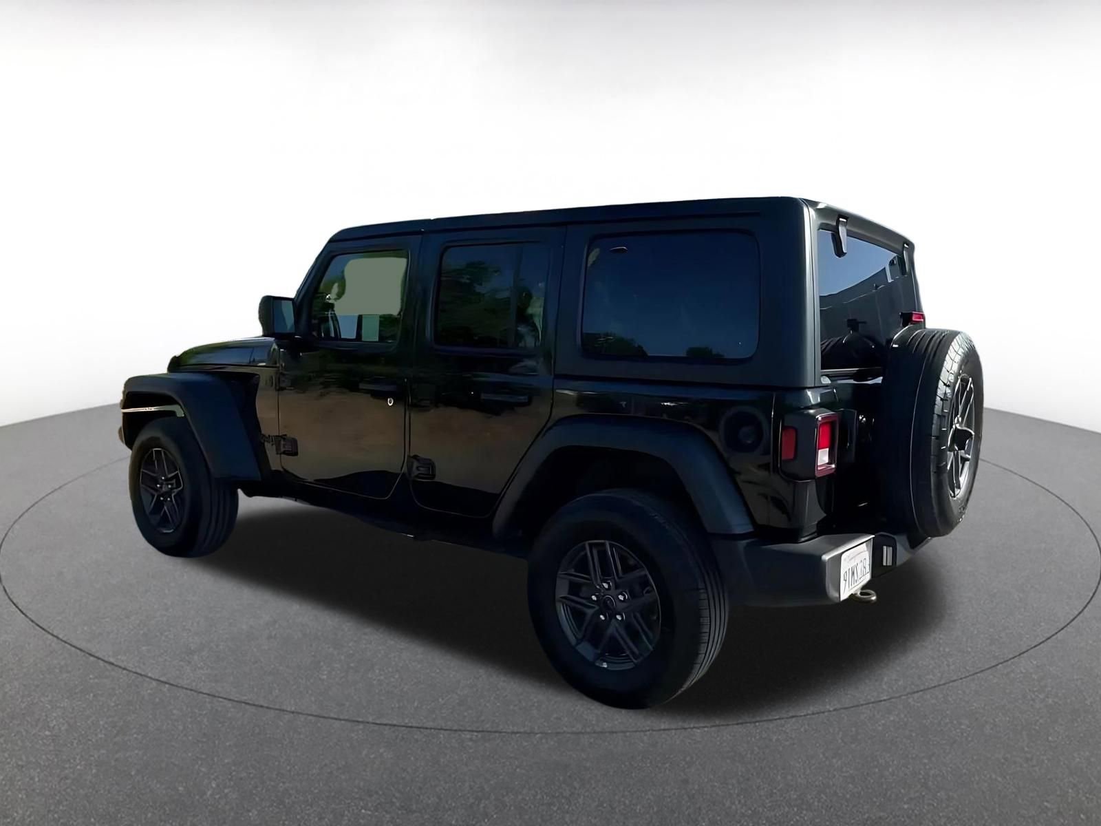 Thumbnail: 2025 Jeep Wrangler - 11