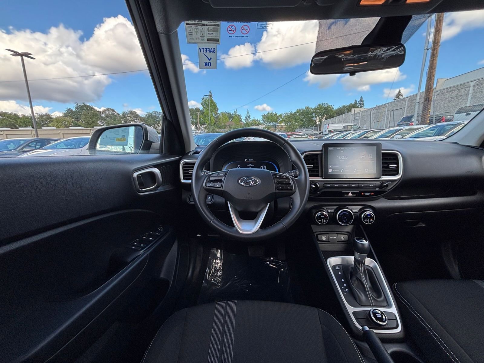 Thumbnail: 2025 Hyundai Venue - 33