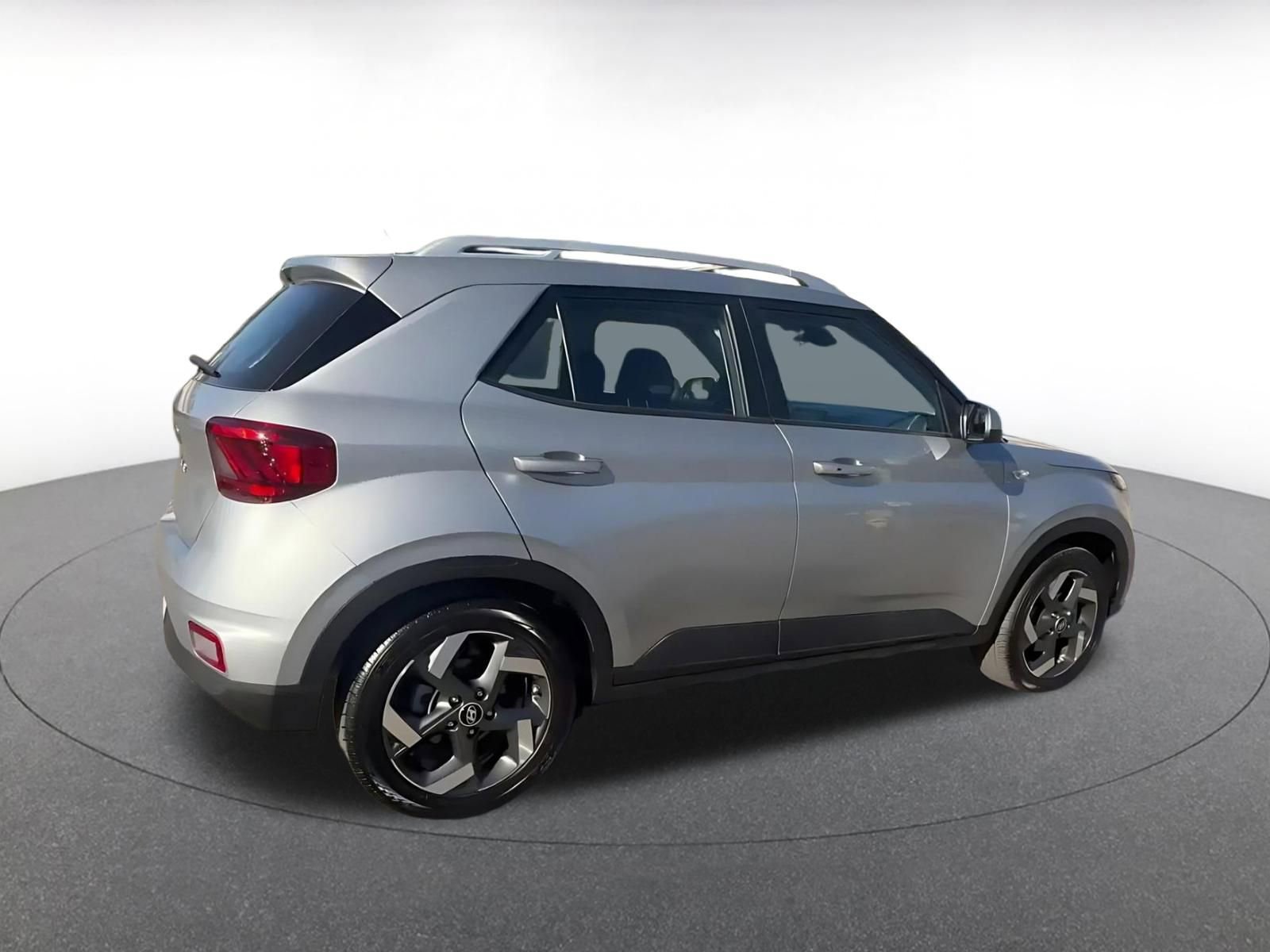 Thumbnail: 2025 Hyundai Venue - 15