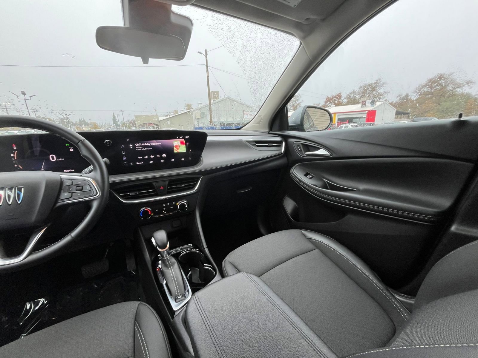 Thumbnail: 2025 Buick Encore GX - 33