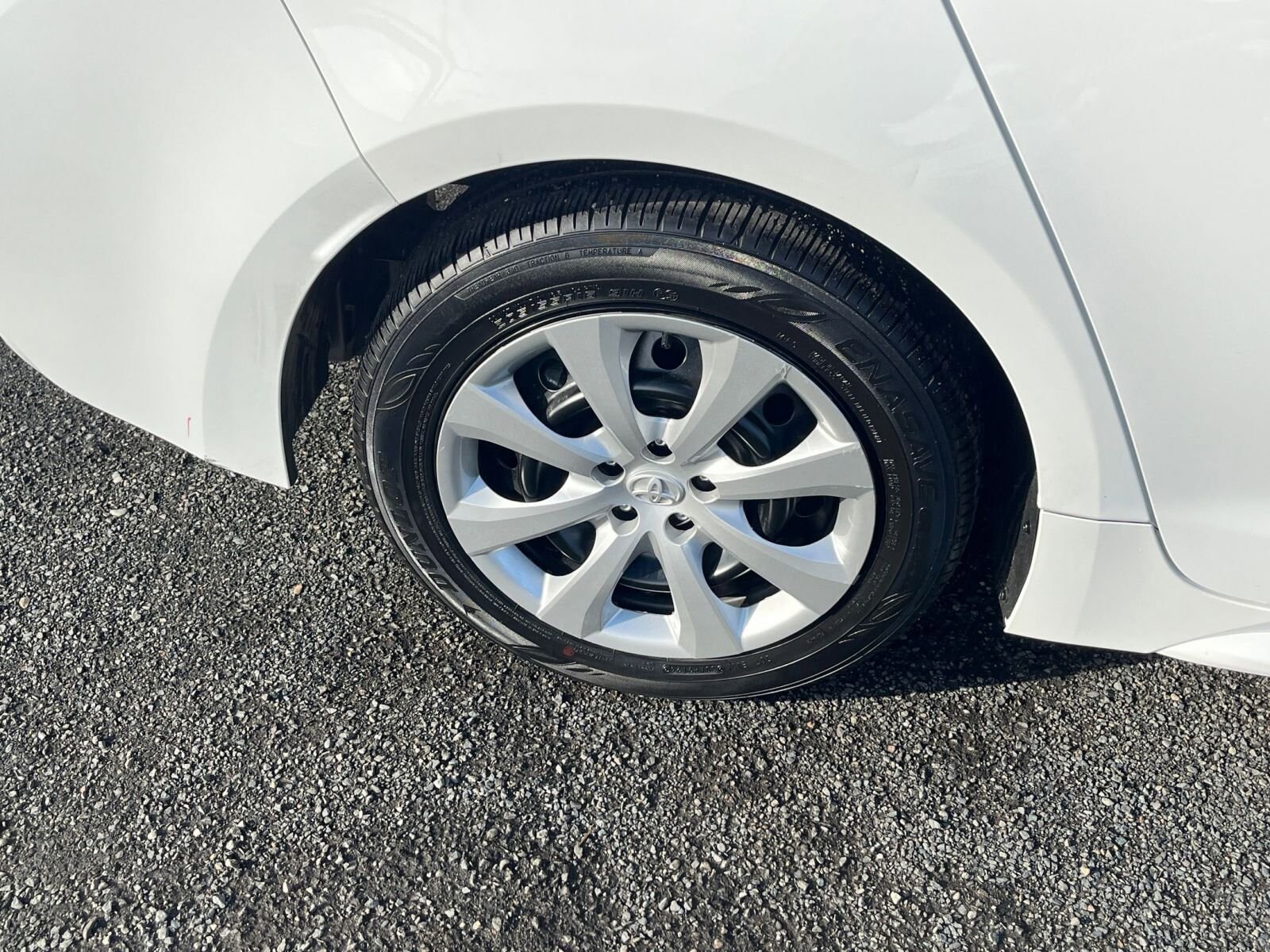 Thumbnail: 2025 Toyota Corolla - 28