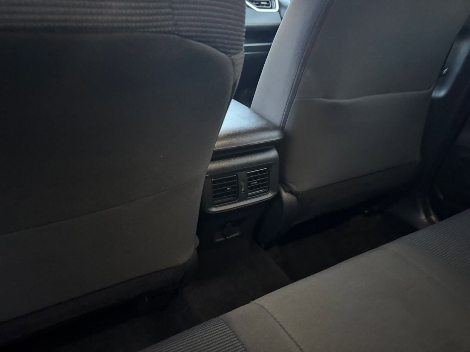 Thumbnail: 2025 Toyota RAV4 - 23