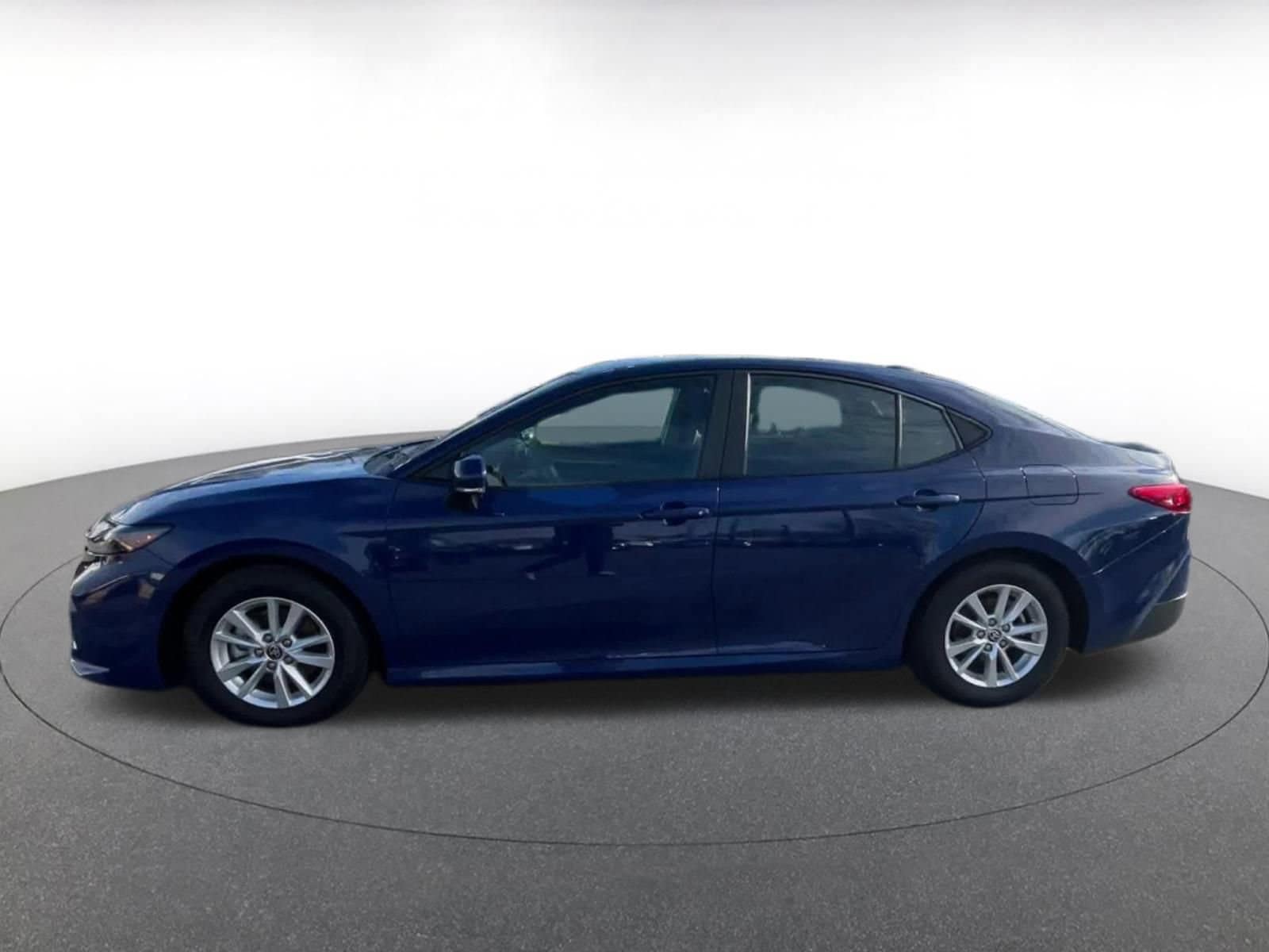 Thumbnail: 2025 Toyota Camry - 9