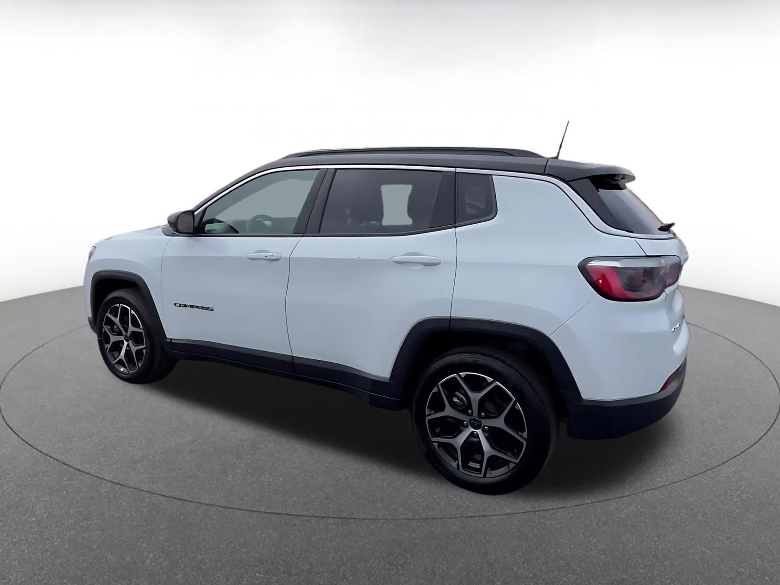 Thumbnail: 2025 Jeep Compass - 10