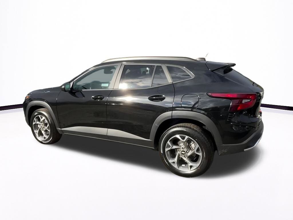 Thumbnail: 2025 Chevrolet Trax - 10