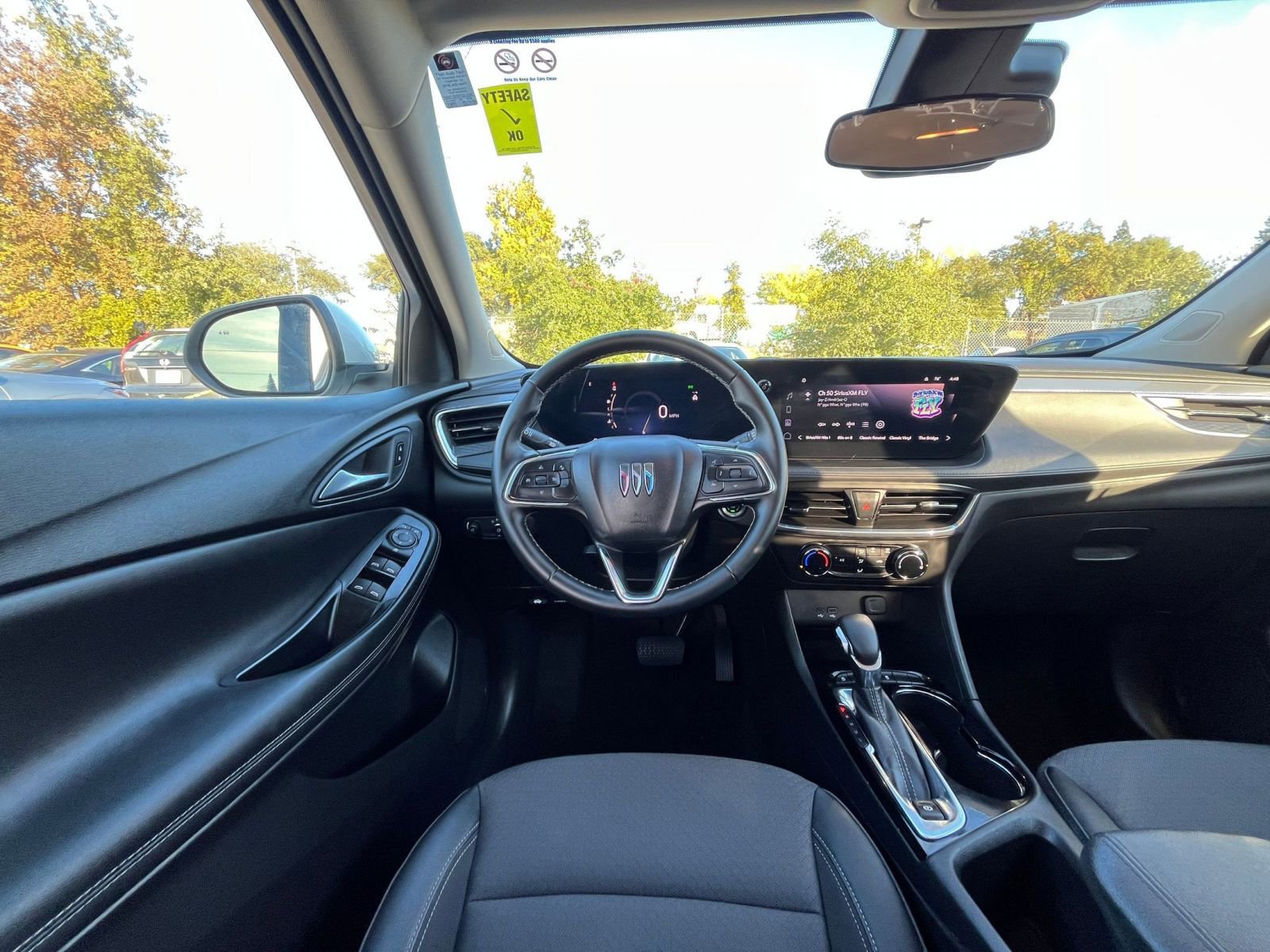 Thumbnail: 2025 Buick Encore GX - 32