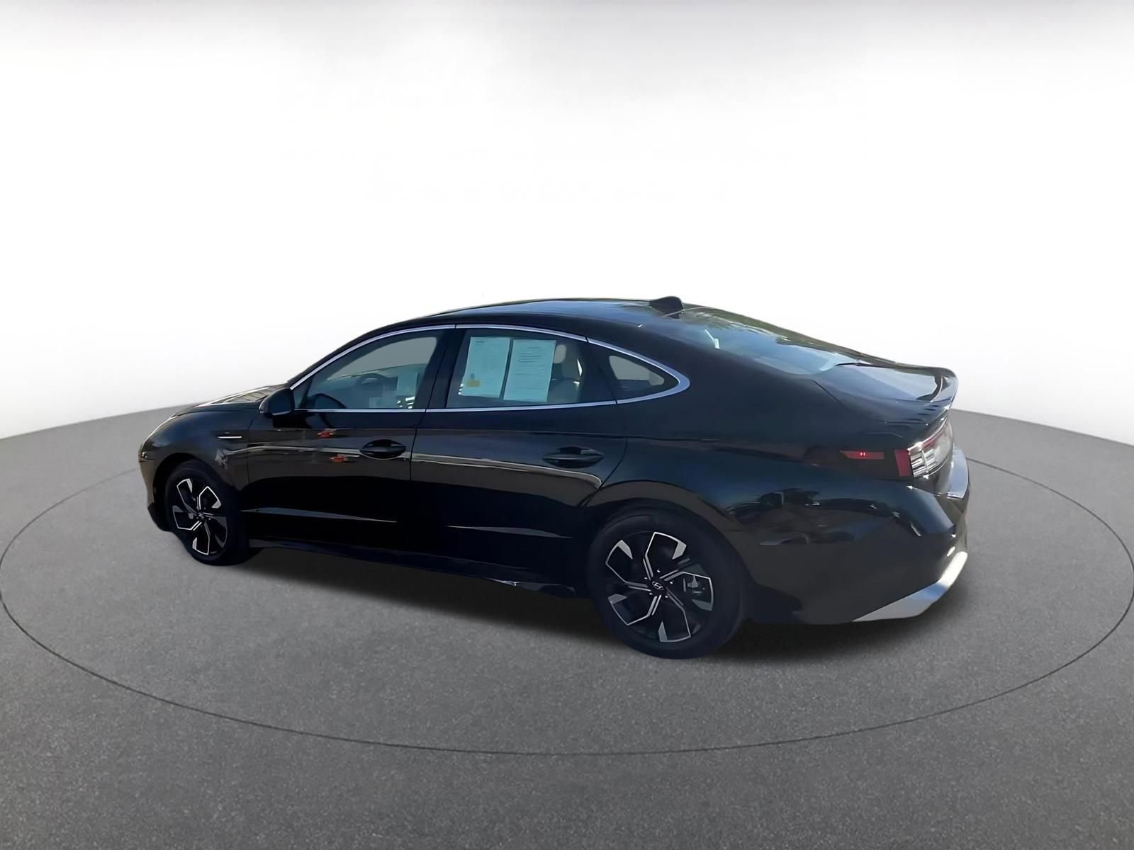 Thumbnail: 2025 Hyundai Sonata - 10