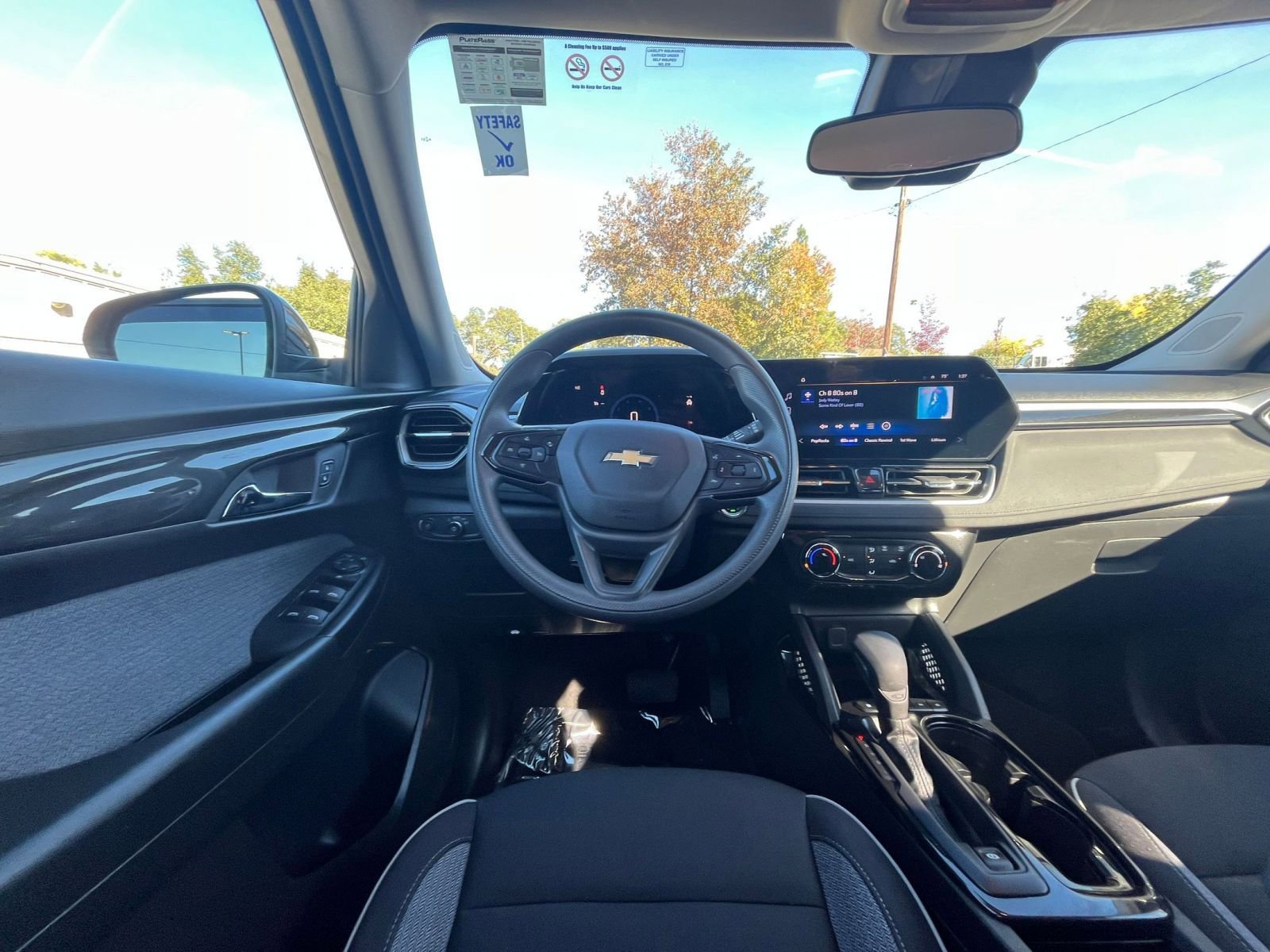 Thumbnail: 2025 Chevrolet TrailBlazer - 32