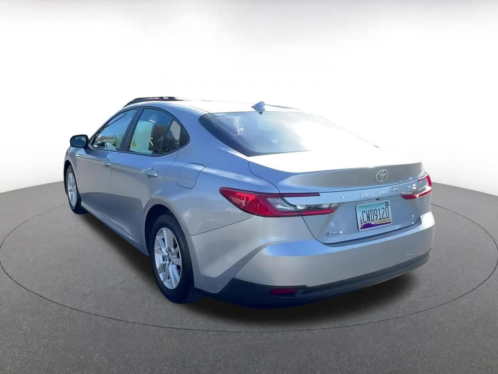 Thumbnail: 2025 Toyota Camry - 11