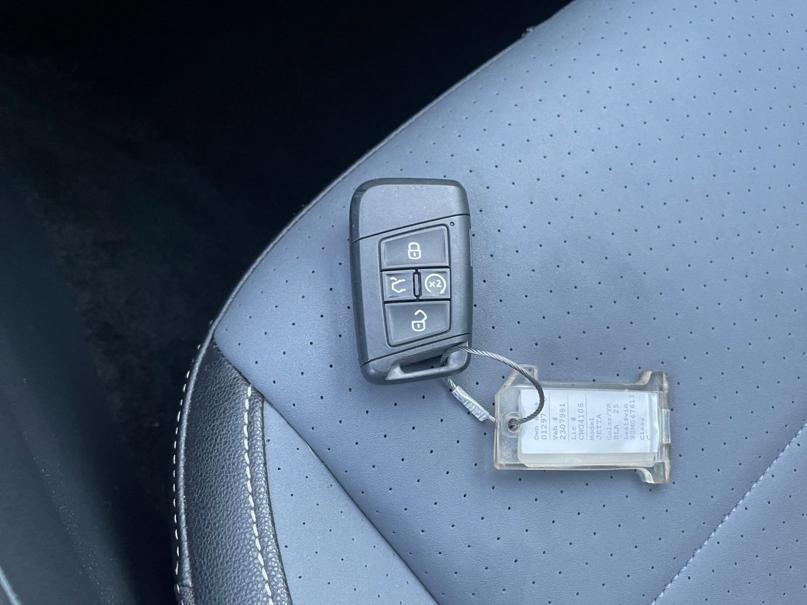 Thumbnail: 2025 Volkswagen Jetta - 21