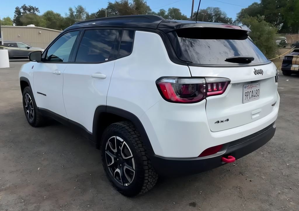 Thumbnail: 2025 Jeep Compass - 11