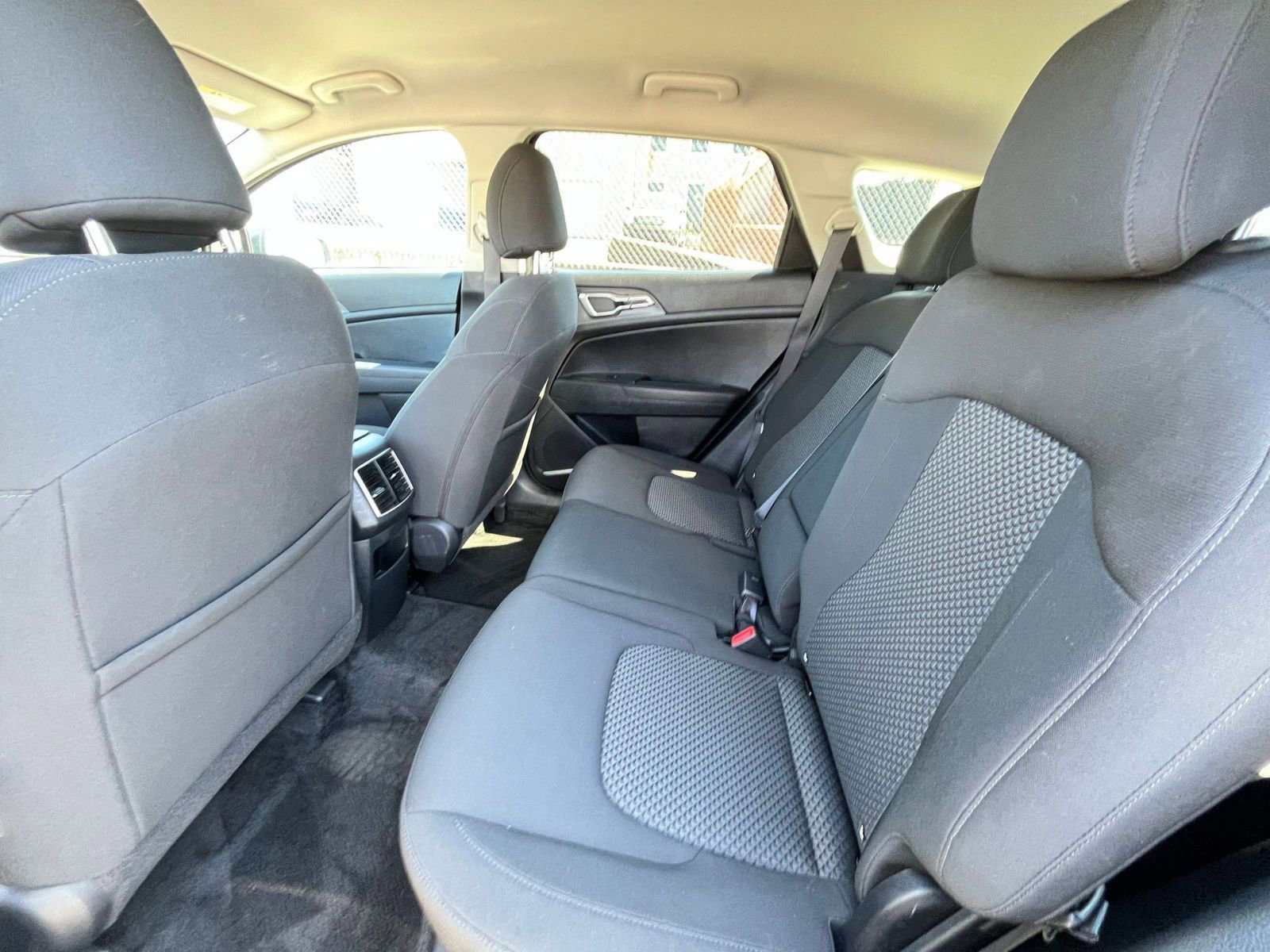 2024 Kia Sportage LX 25