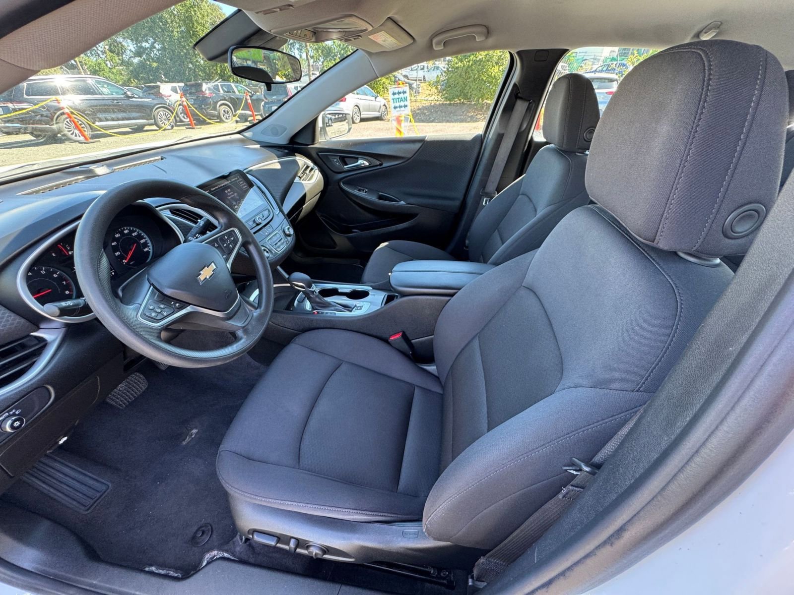 Thumbnail: 2023 Chevrolet Malibu - 28