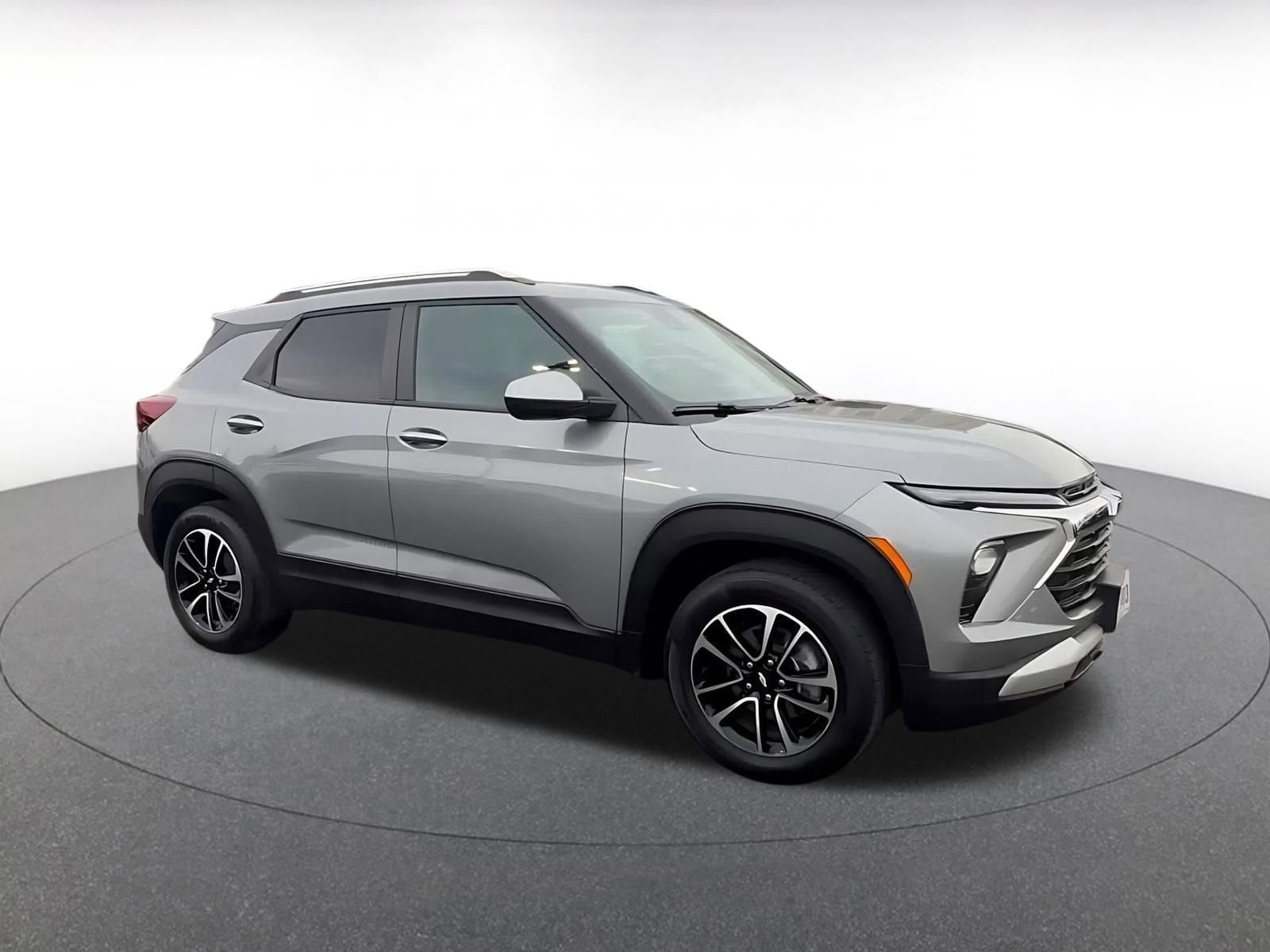 Thumbnail: 2025 Chevrolet TrailBlazer - 2