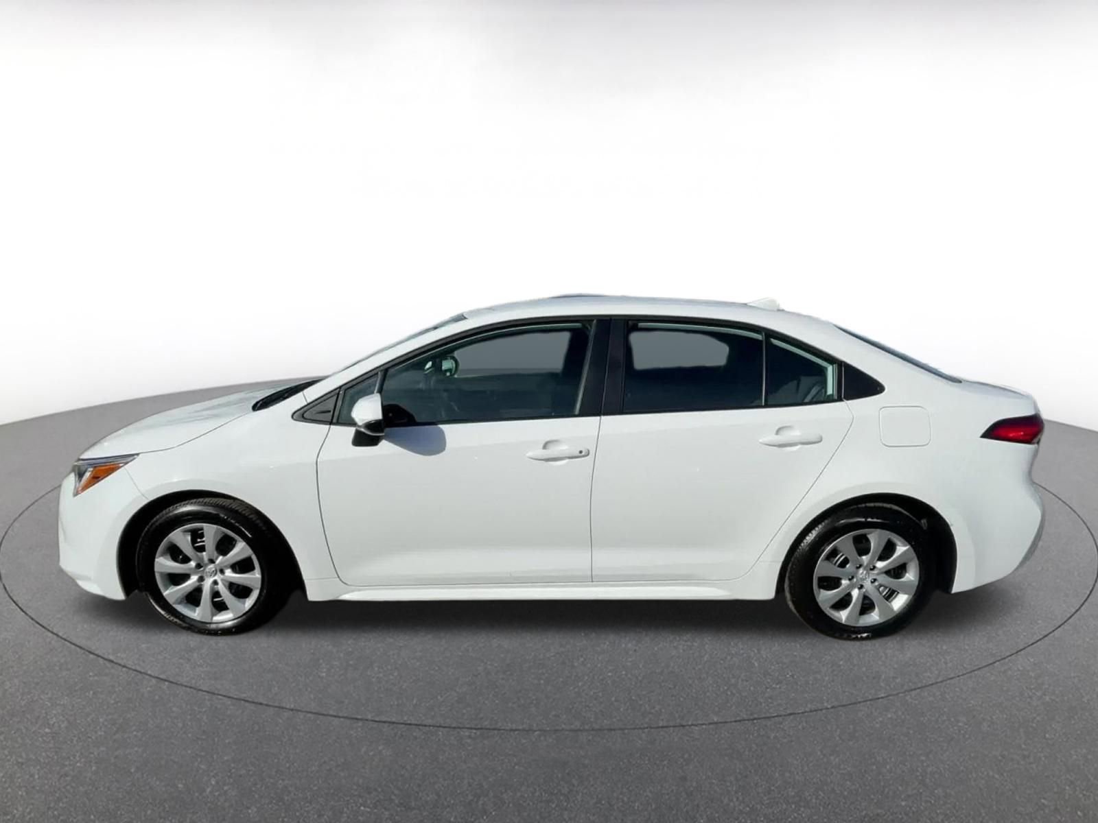 Thumbnail: 2025 Toyota Corolla - 9