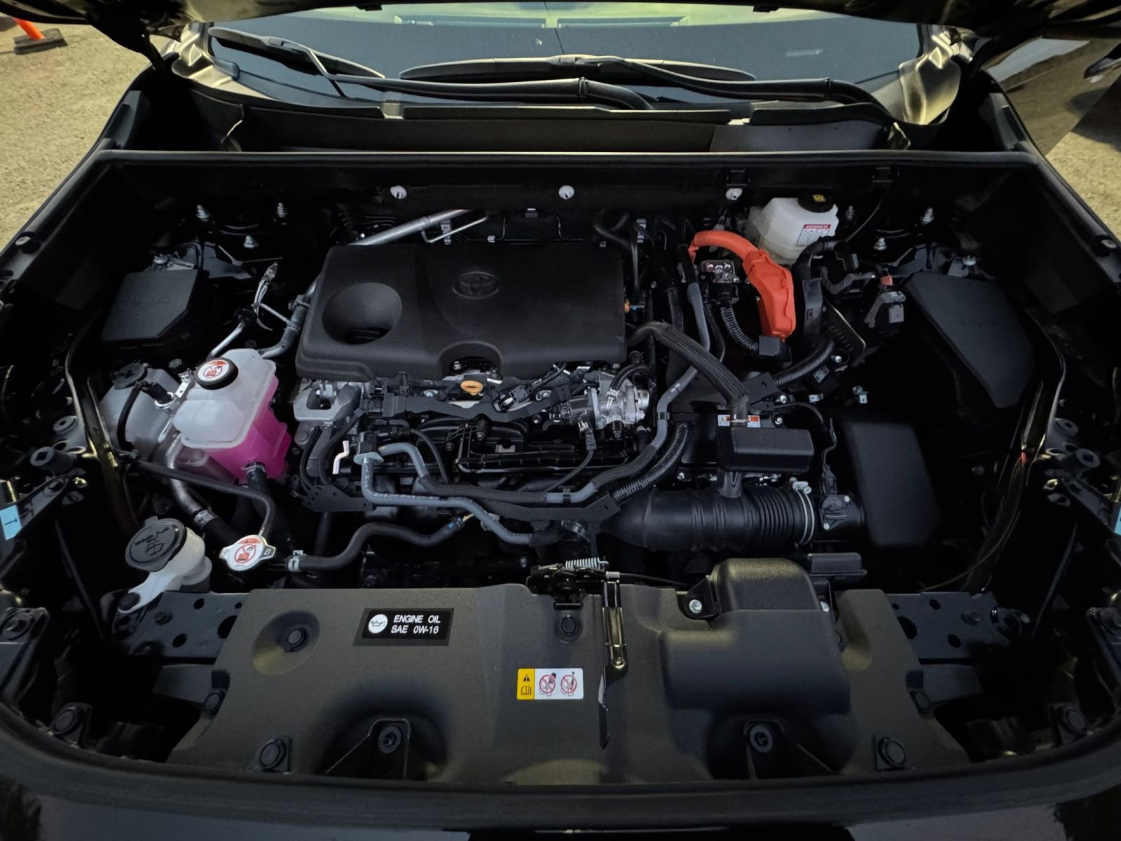 Thumbnail: 2025 Toyota RAV4 - 31