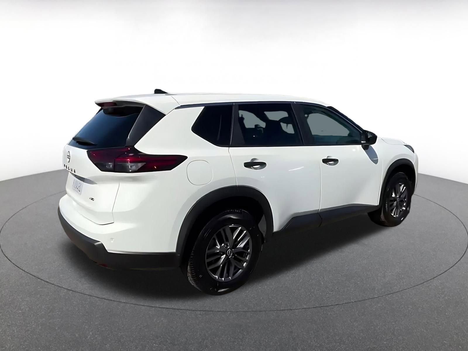 Thumbnail: 2024 Nissan Rogue - 14