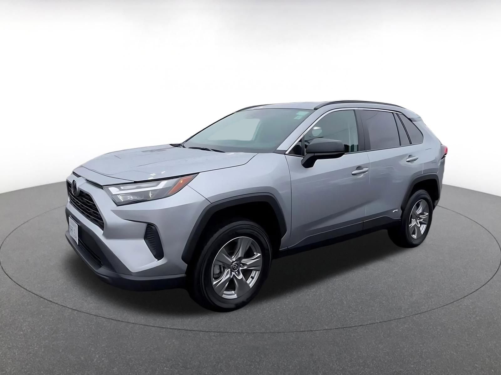 Thumbnail: 2025 Toyota RAV4 - 8