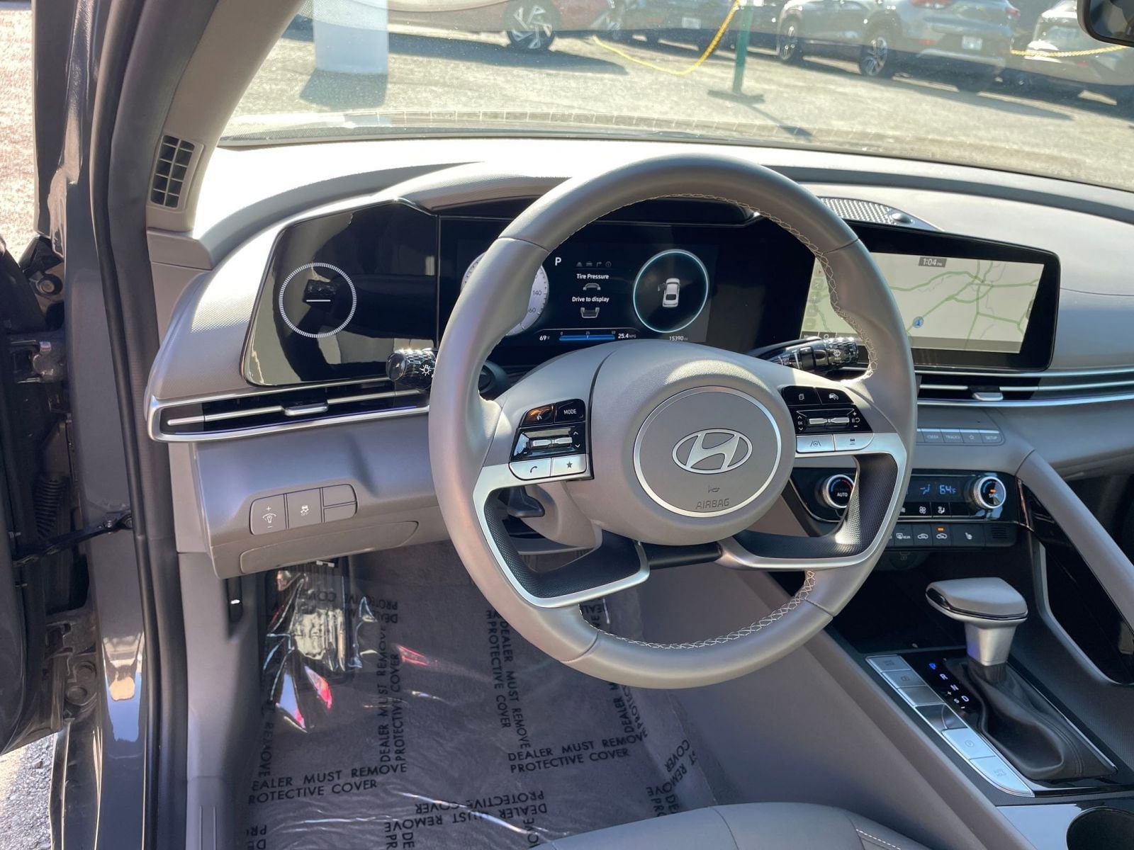 Thumbnail: 2025 Hyundai Elantra - 32