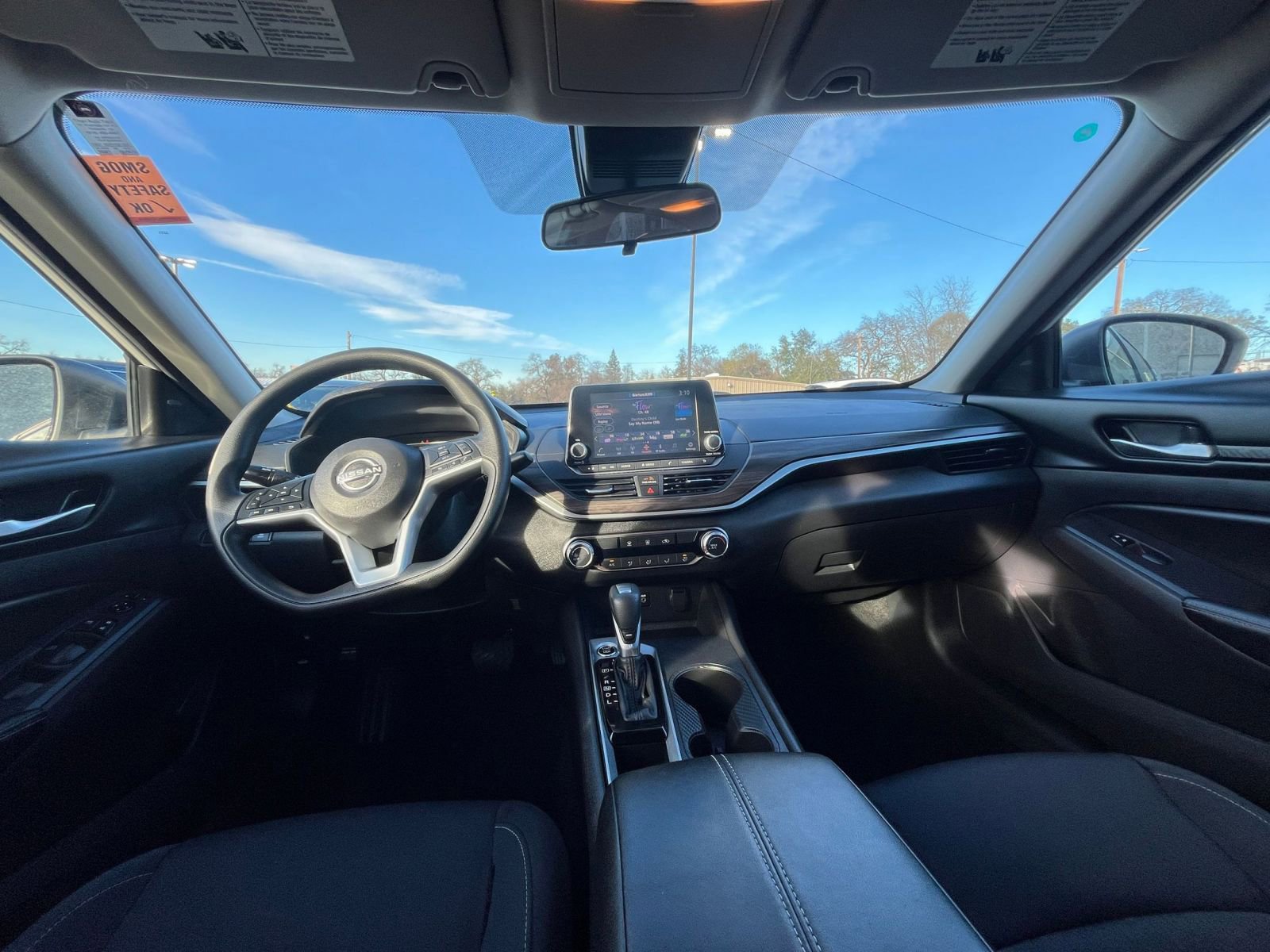 Thumbnail: 2025 Nissan Altima - 32