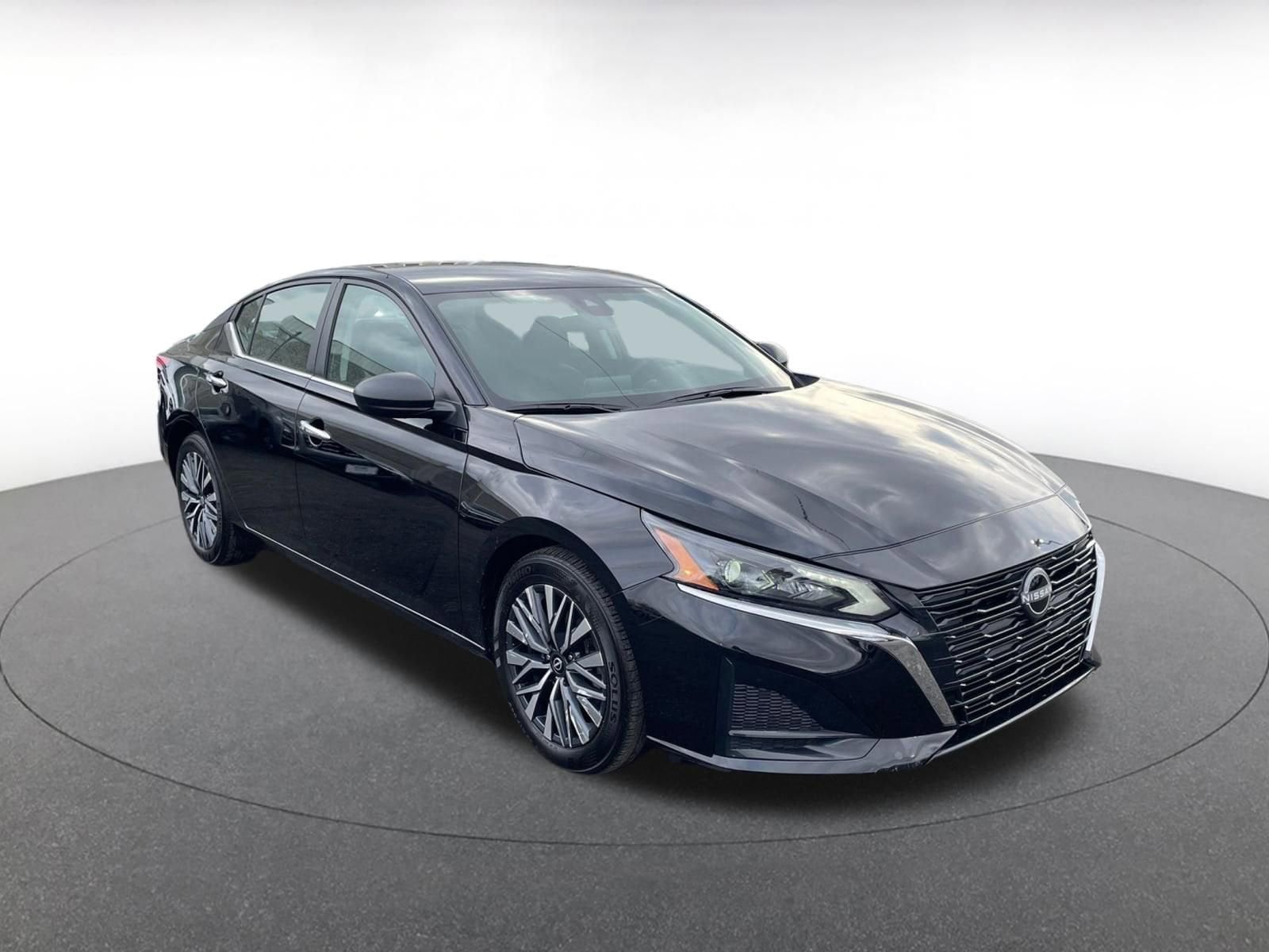 Thumbnail: 2025 Nissan Altima - 1