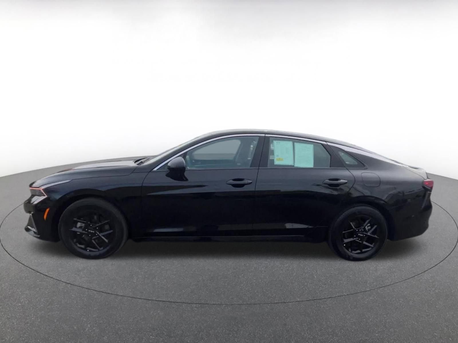 Thumbnail: 2025 Kia K5 - 9