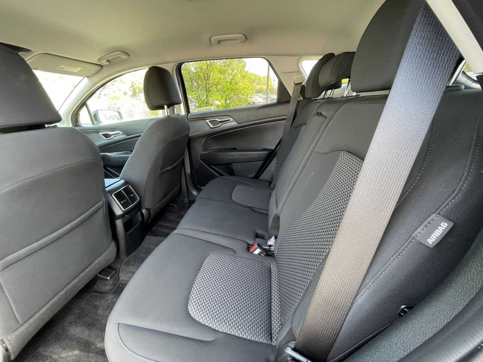 Thumbnail: 2025 Kia Sportage - 24