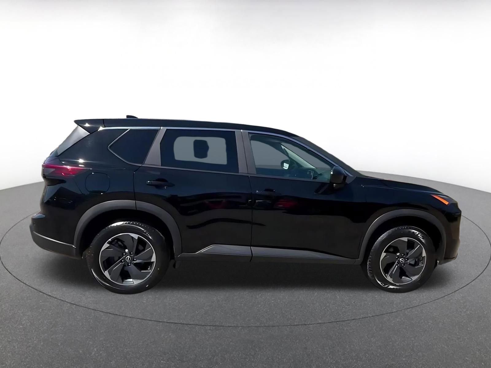 Thumbnail: 2025 Nissan Rogue - 16