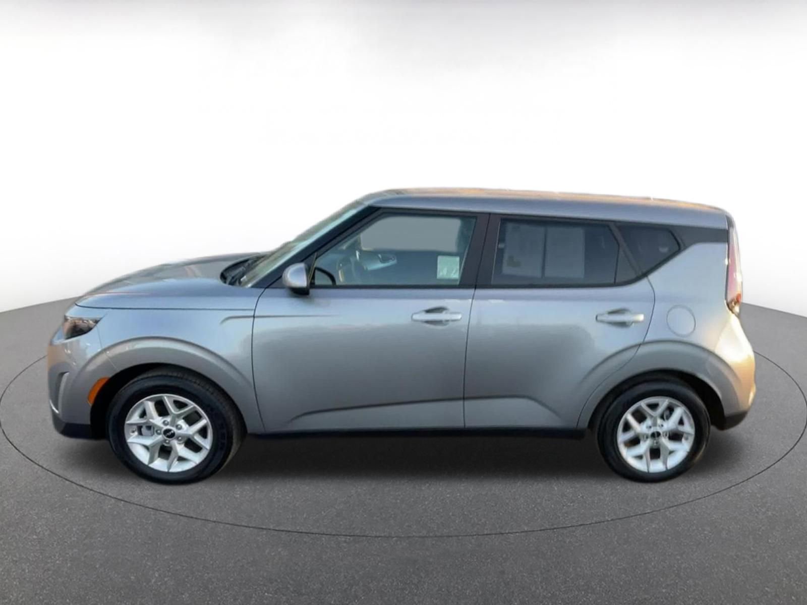 Thumbnail: 2025 Kia Soul - 9