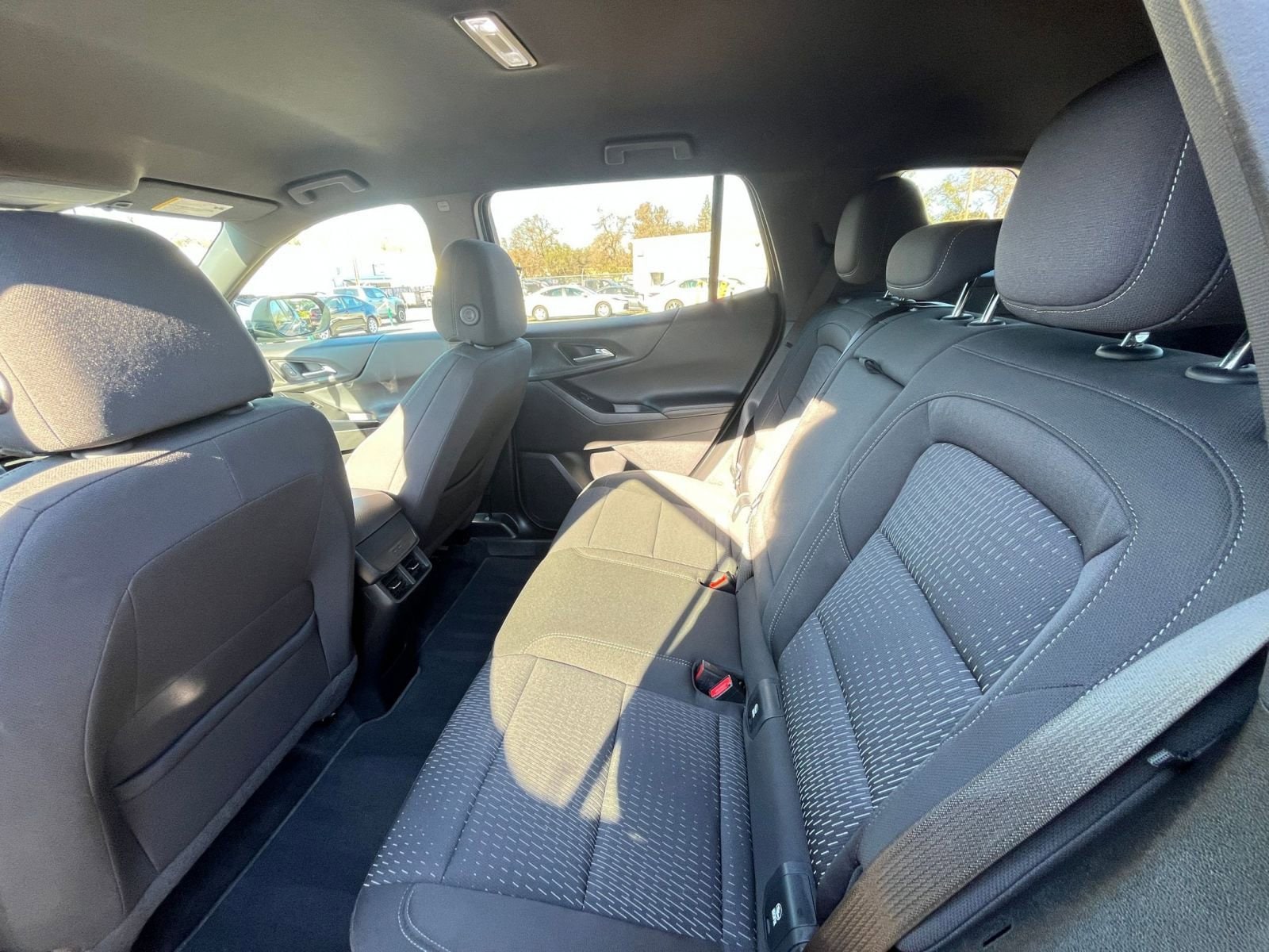 Thumbnail: 2025 Chevrolet Equinox - 24